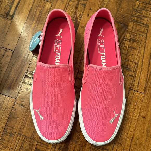 NIB Women’s Puma Bari Slip On Cat - Picture 3 of 7